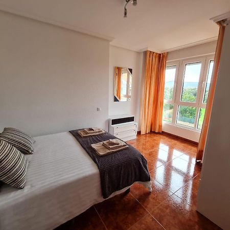 Apartamento Noja. Piso en noja a 5 minutos de la playa de Ris Exterior foto